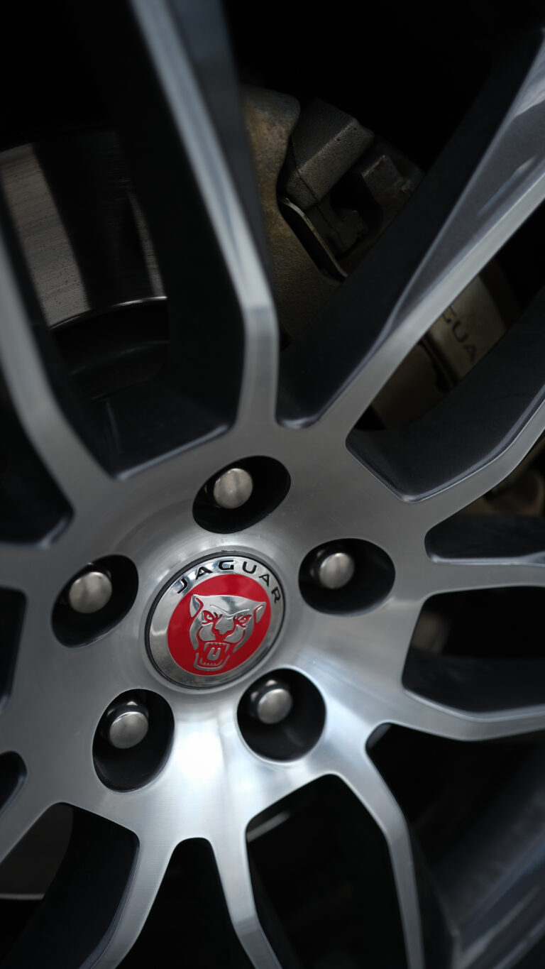 Véhicule importé d'Allemagne Jaguar F-TYPE P340