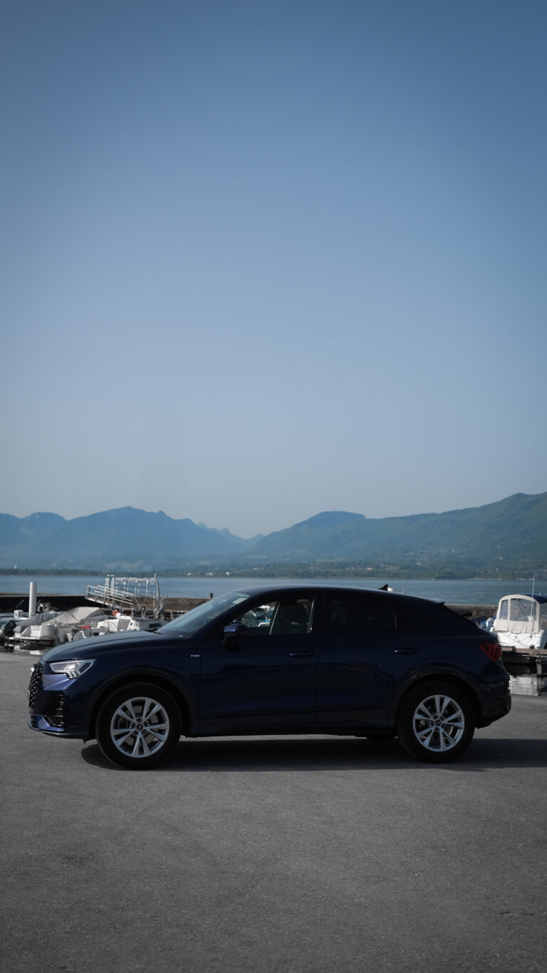 Véhicule importé d'Allemagne Audi Q3 45 TFSI e S tronic Sportback S line